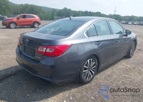 2019 Subaru Legacy 2.5I Premium z USA, uszkodzony, nr VIN 4S3BNAF64K3006946